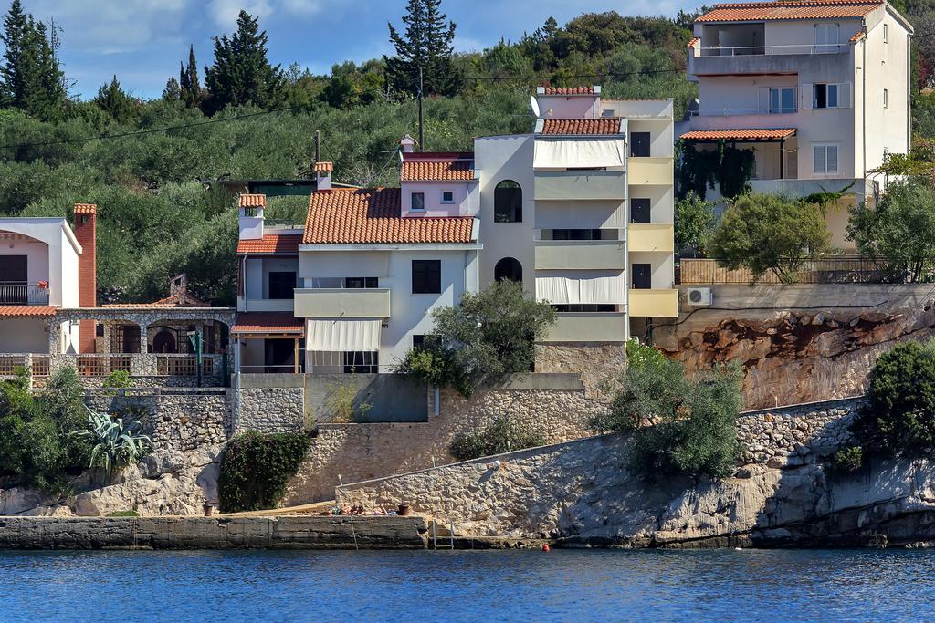Apartmani Cico Gdinj Exterior foto